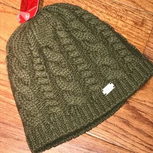 The North Face Fuzzy Cable Hat
